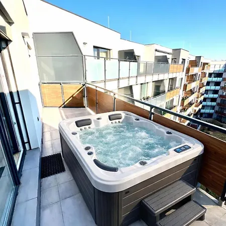 Serenita Premium With Jacuzzi - Centrum *