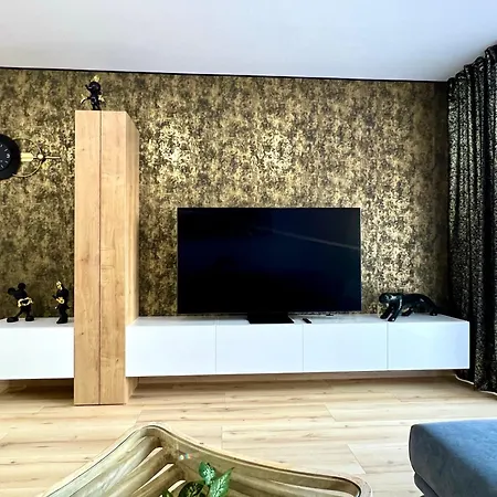 Apartment Serenita Premium With Jacuzzi - Centrum