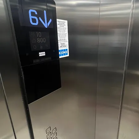 Serenita Premium With Jacuzzi - Centrum Nitra