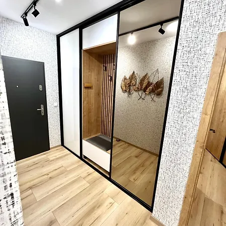 Serenita Premium With Sauna - Centrum Apartment Nitra