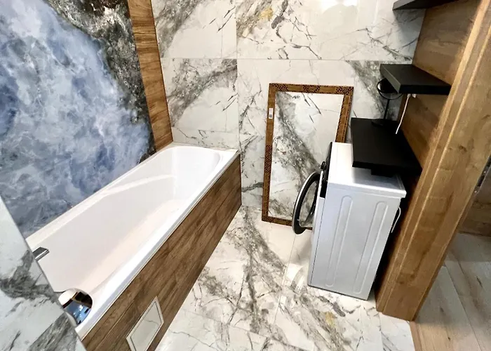 Serenita Premium With Jacuzzi - Centrum *