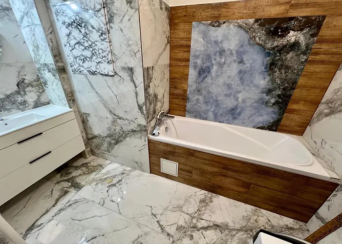 Serenita Premium With Jacuzzi - Centrum * Nitra